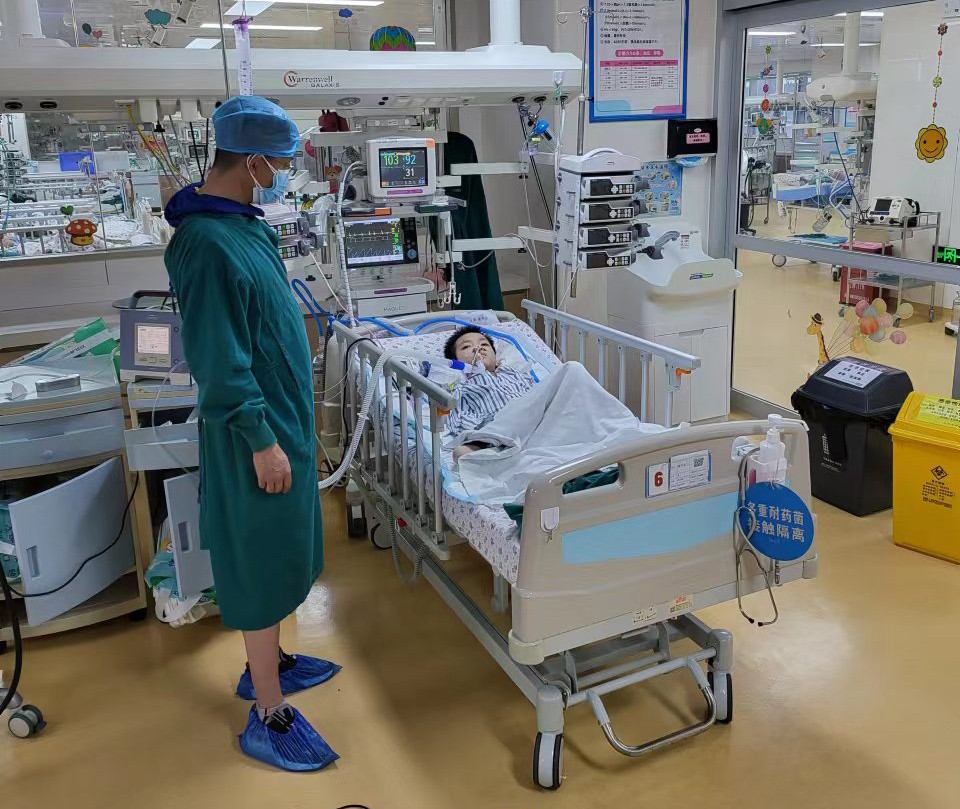 厦门跨省救护车出租公司