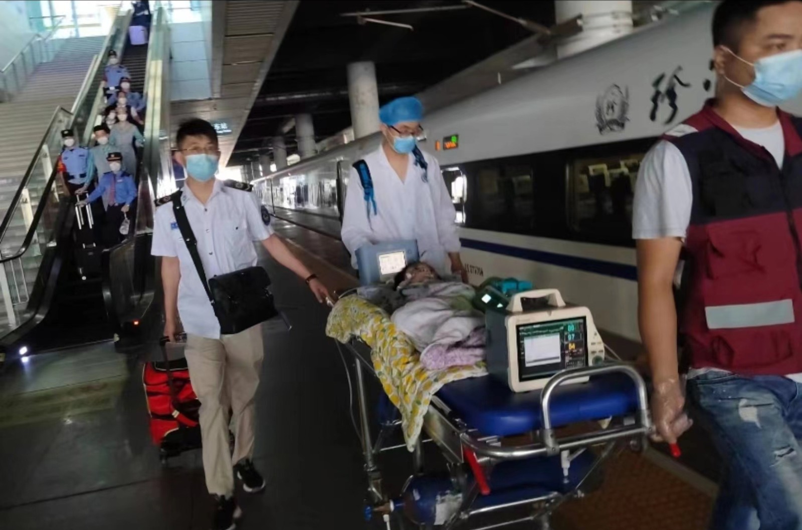 厦门高铁转运公司